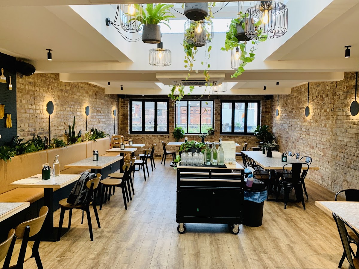 Hardware Coffee Kitchen